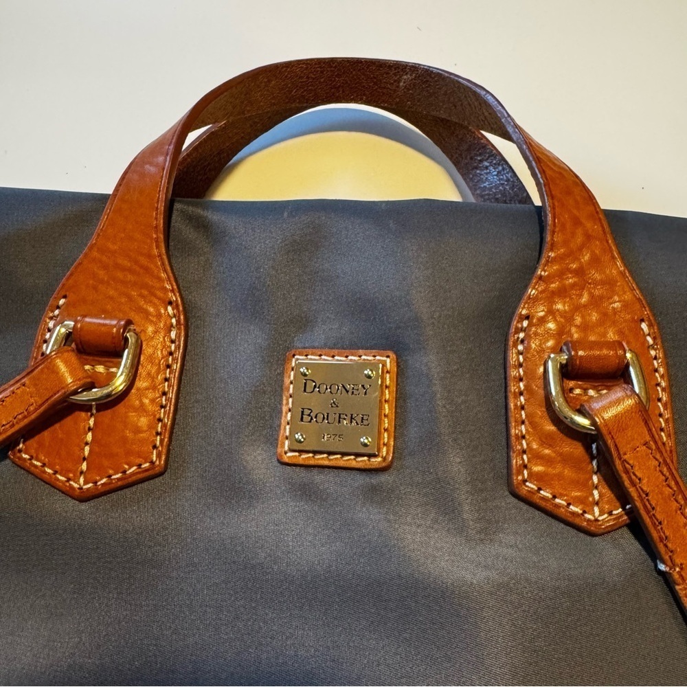 Dooney & Bourke Windham - Picture 6 of 13